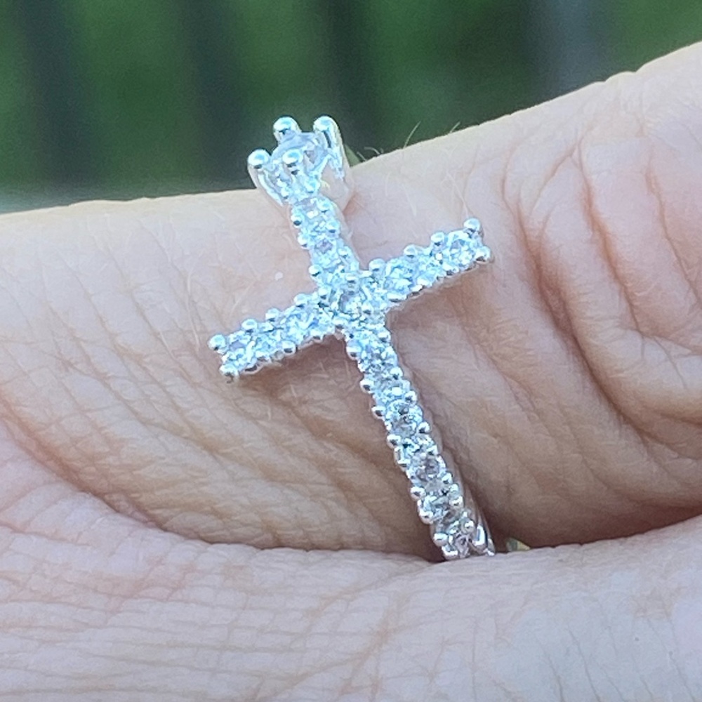 Cross Ring cubic zirconia silver plated ring size 6